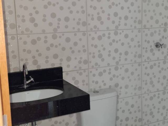 Casa para Venda em Aparecida de Goiânia - 3