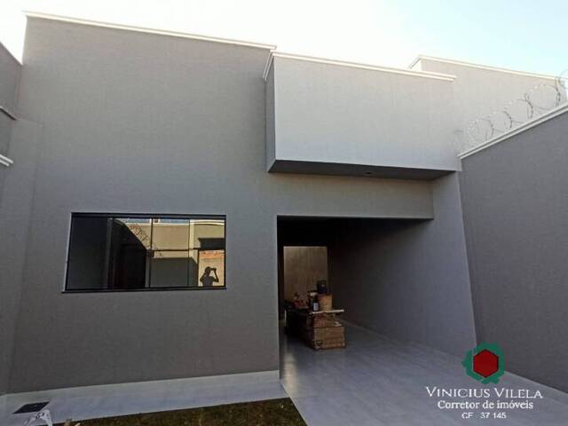 Casa para Venda em Aparecida de Goiânia - 2