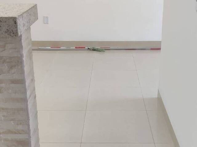 Casa para Venda em Goiânia - 5