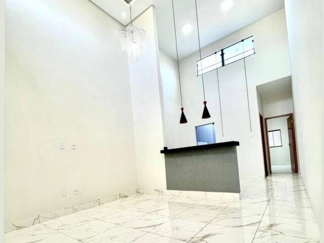 Casa para Venda em Goiânia - 2