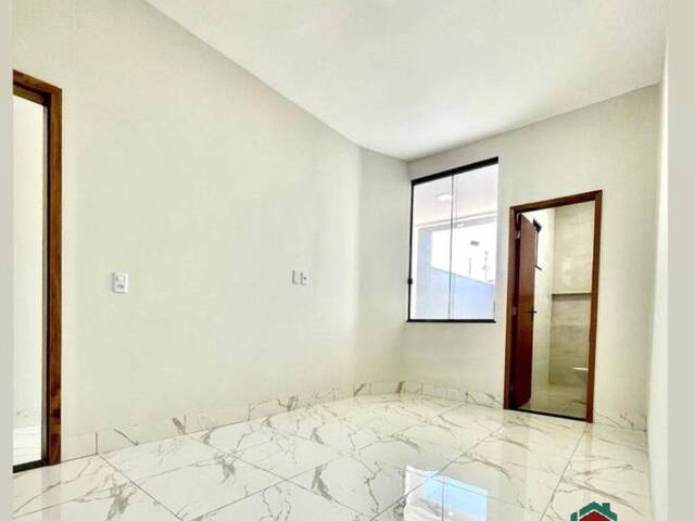 Casa para Venda em Goiânia - 5