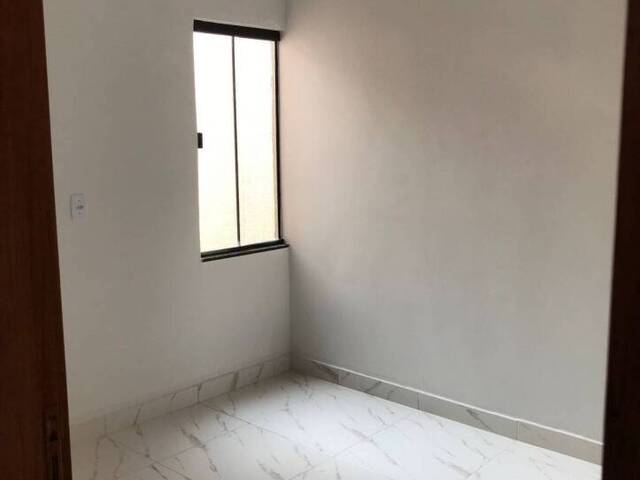 Casa para Venda em Goiânia - 5