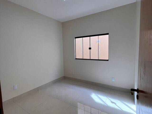 Casa para Venda em Aparecida de Goiânia - 3