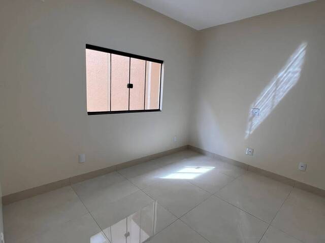Casa para Venda em Aparecida de Goiânia - 4