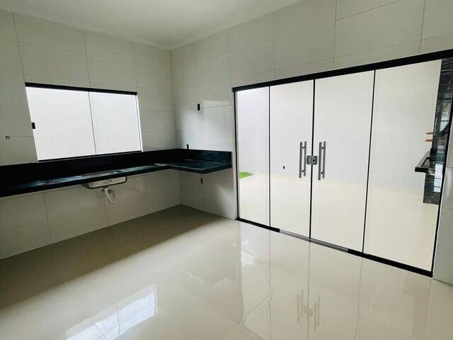 Casa para Venda em Aparecida de Goiânia - 3