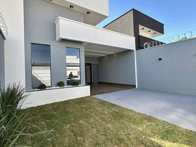 Casa para Venda em Goiânia - 3