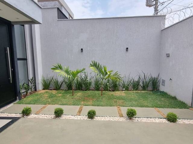 Casa para Venda em Goiânia - 3