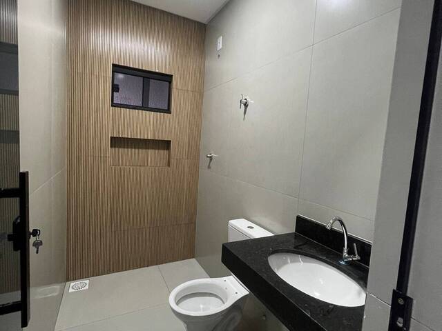 Casa para Venda em Goiânia - 4