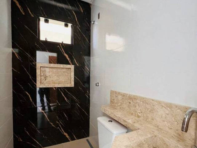 Casa para Venda em Aparecida de Goiânia - 5