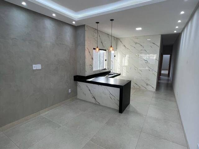 Casa para Venda em Goiânia - 2