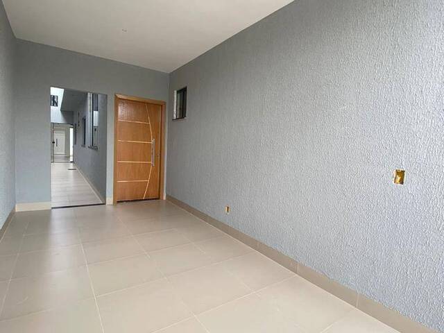 Casa para Venda em Aparecida de Goiânia - 3