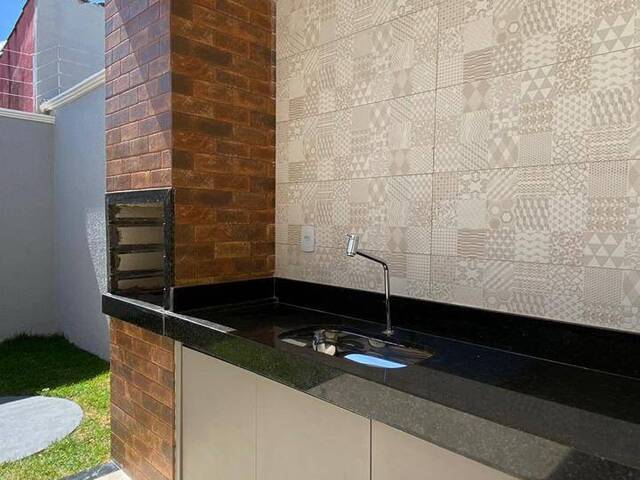 Casa para Venda em Aparecida de Goiânia - 3