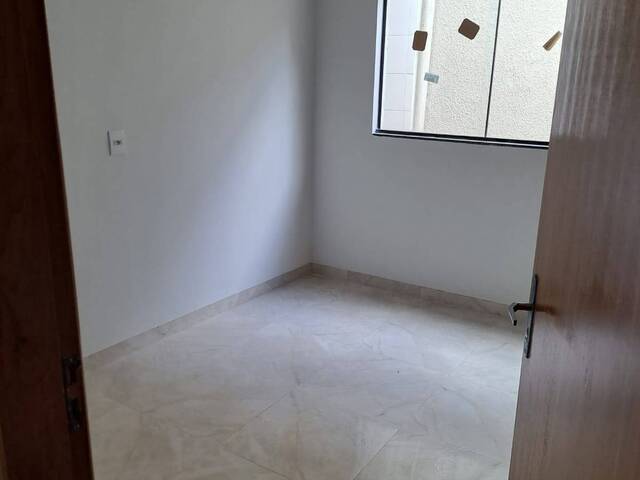 Casa para Venda em Goiânia - 2