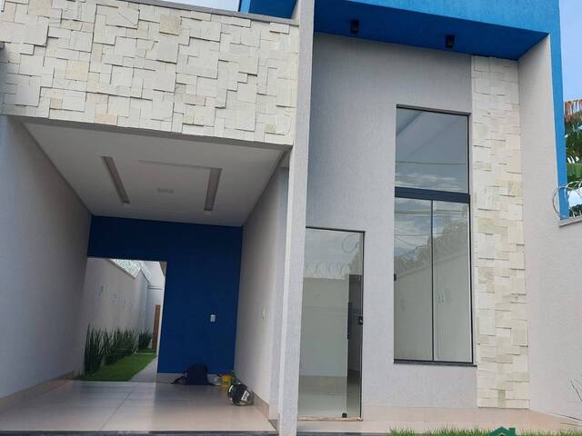 Casa para Venda em Aparecida de Goiânia - 2