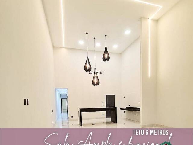 Casa para Venda em Goiânia - 3