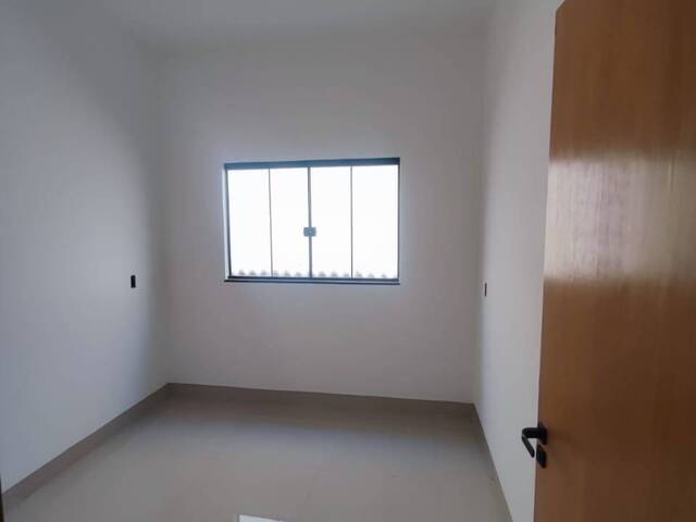 Casa para Venda em Aparecida de Goiânia - 2