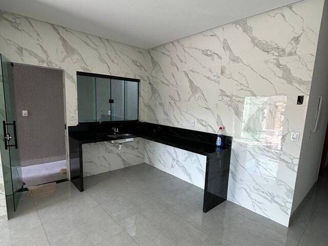 Casa para Venda em Goiânia - 4