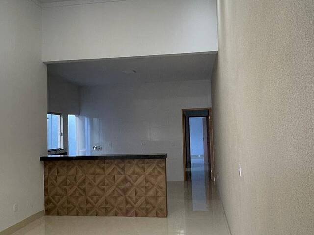 Casa para Venda em Goiânia - 5