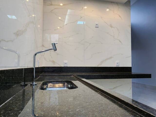 Casa para Venda em Goiânia - 4