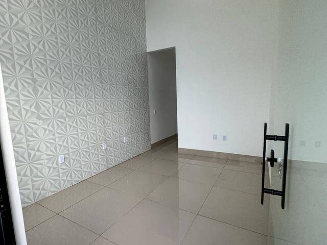 Casa para Venda em Goiânia - 4