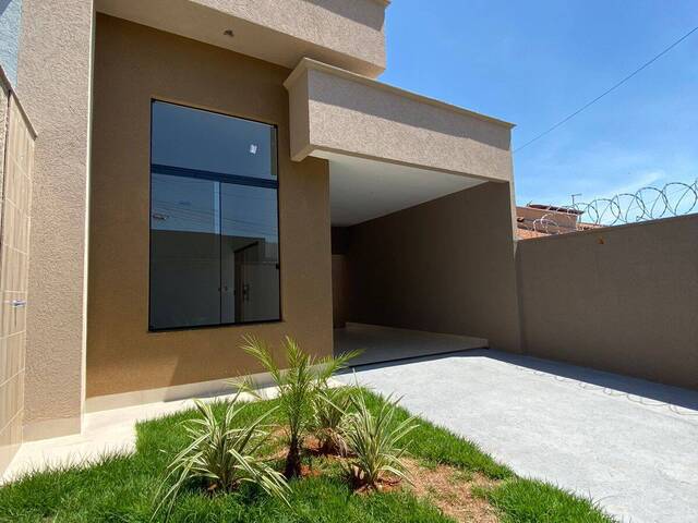 #807 - Casa para Venda em Aparecida de Goiânia - GO