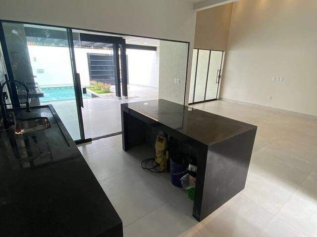 Casa para Venda em Goiânia - 3