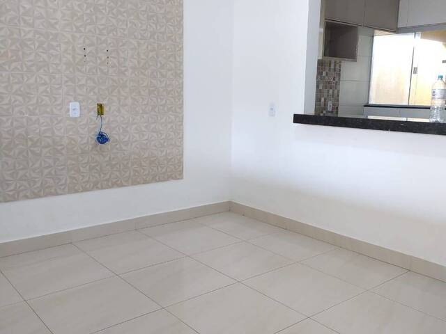 Casa para Venda em Goiânia - 3