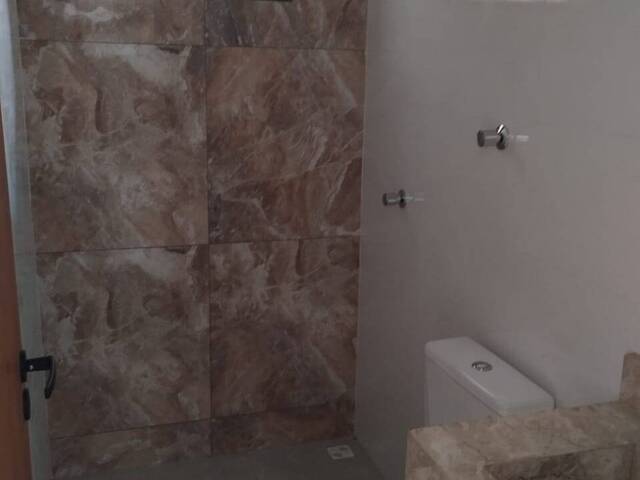 Casa para Venda em Goiânia - 5