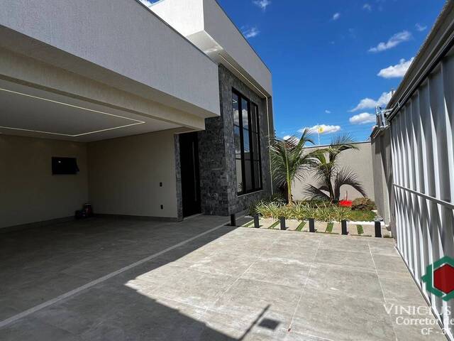 Casa para Venda em Aparecida de Goiânia - 2
