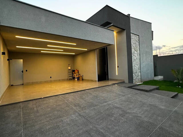 Casa para Venda em Goiânia - 3