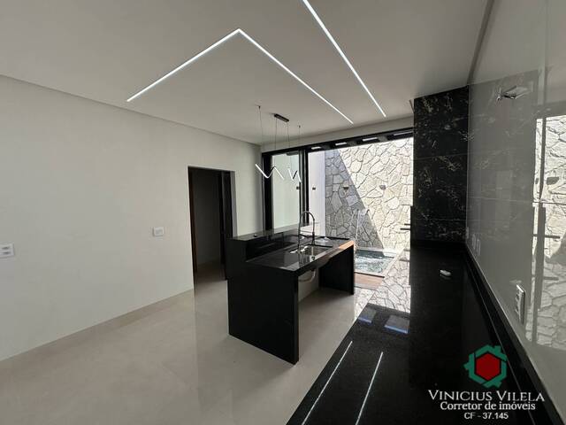 Casa para Venda em Goiânia - 5