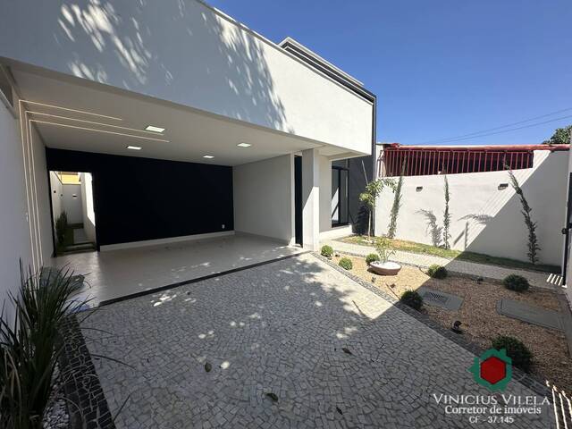 Casa para Venda em Goiânia - 3