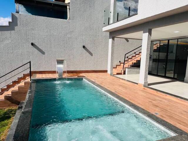 Casa para Venda em Aparecida de Goiânia - 3
