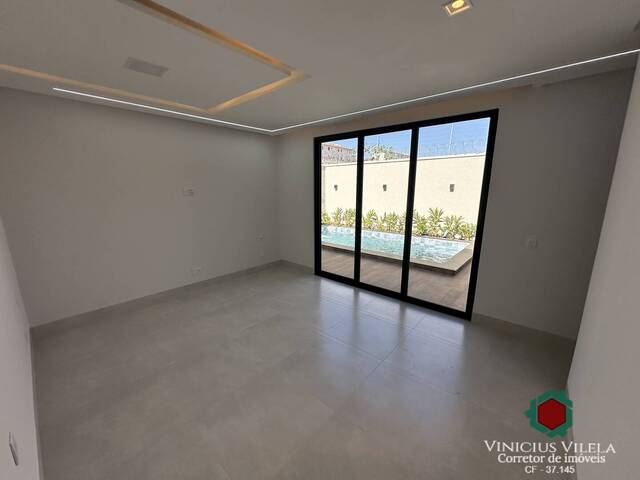 Casa para Venda em Goiânia - 4