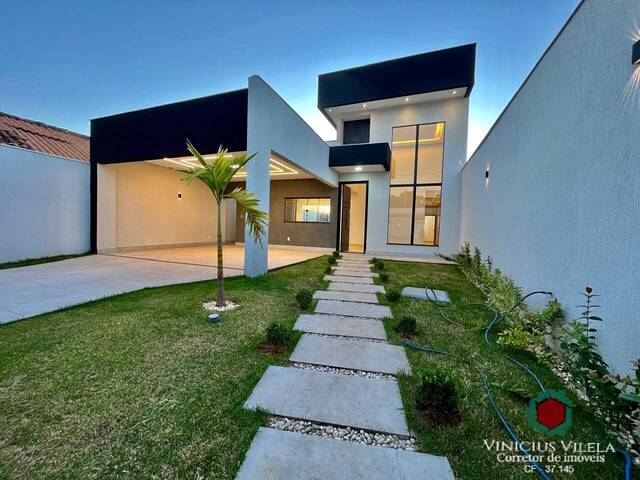 #896 - Casa para Venda em Goiânia - GO