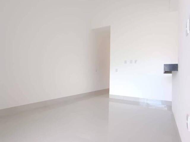 Casa para Venda em Aparecida de Goiânia - 5