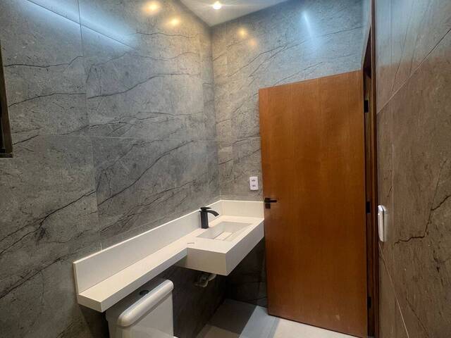 Casa para Venda em Goiânia - 2