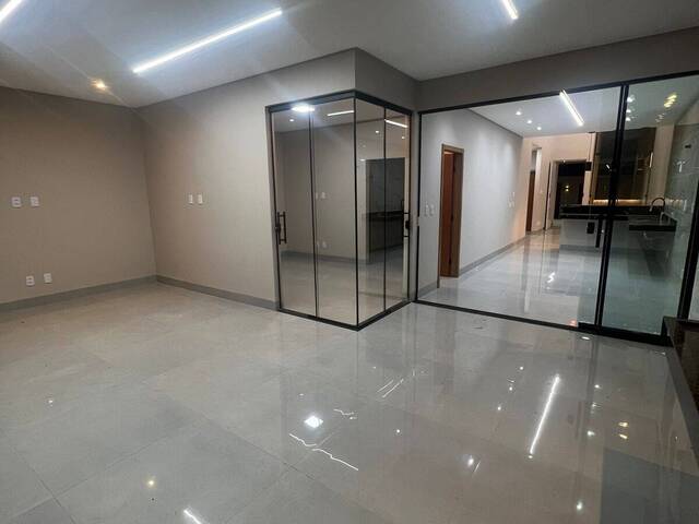 Casa para Venda em Goiânia - 5