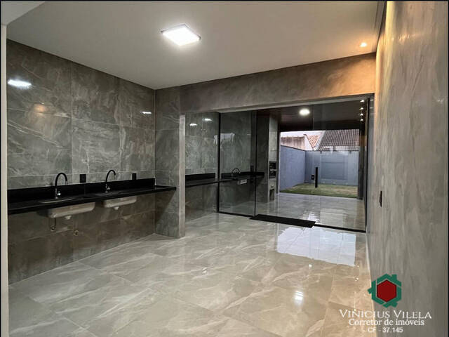 Casa para Venda em Goiânia - 3