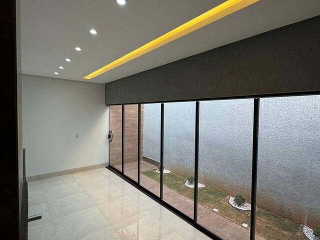 Casa para Venda em Goiânia - 5
