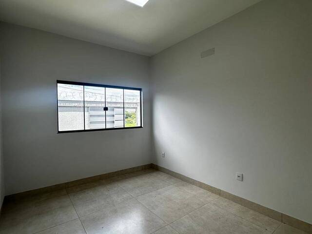 Casa para Venda em Goiânia - 4