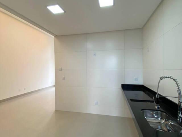 Casa para Venda em Aparecida de Goiânia - 3