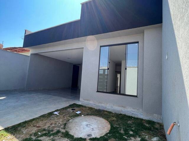 #1071 - Casa para Venda em Aparecida de Goiânia - GO - 2