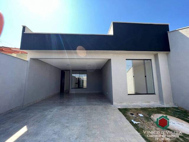#1071 - Casa para Venda em Aparecida de Goiânia - GO - 1
