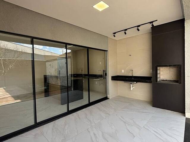 Casa para Venda em Aparecida de Goiânia - 4