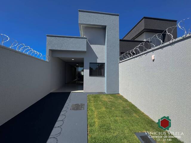 #1075 - Casa para Venda em Goiânia - GO - 1