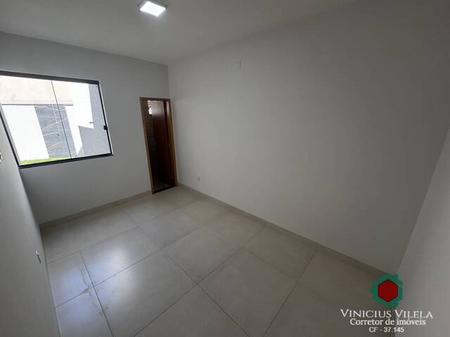 #1075 - Casa para Venda em Goiânia - GO - 3