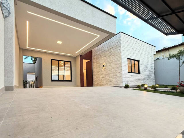 #1086 - Casa para Venda em Goiânia - GO - 1