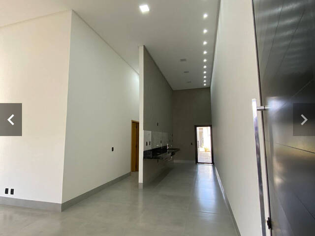 #1095 - Casa para Venda em Goiânia - GO - 3