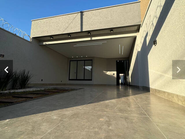 #1095 - Casa para Venda em Goiânia - GO - 2